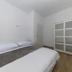 23 And 25 With Free Private Parking Apartmán
