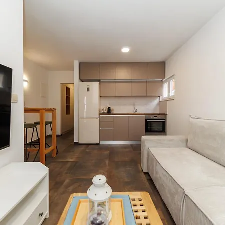 Apartmán 23 And 25 With Free Private Parking *
