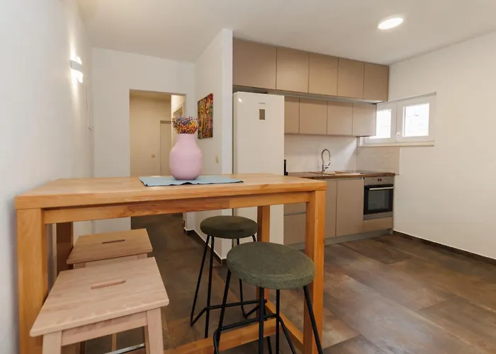 דירה 23 And 25 With Free Private Parking זאדאר