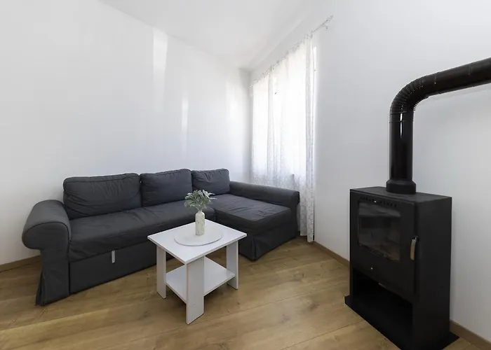 23 And 25 With Free Private Parking Lejlighed Zadar