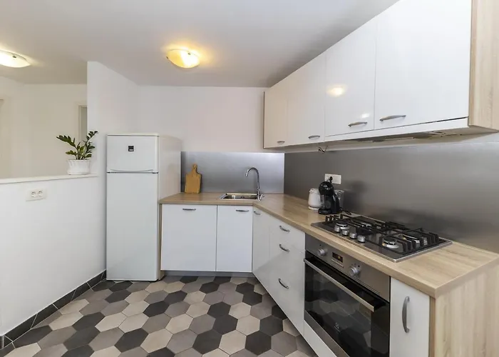 Apartman 23 And 25 With Free Private Parking
